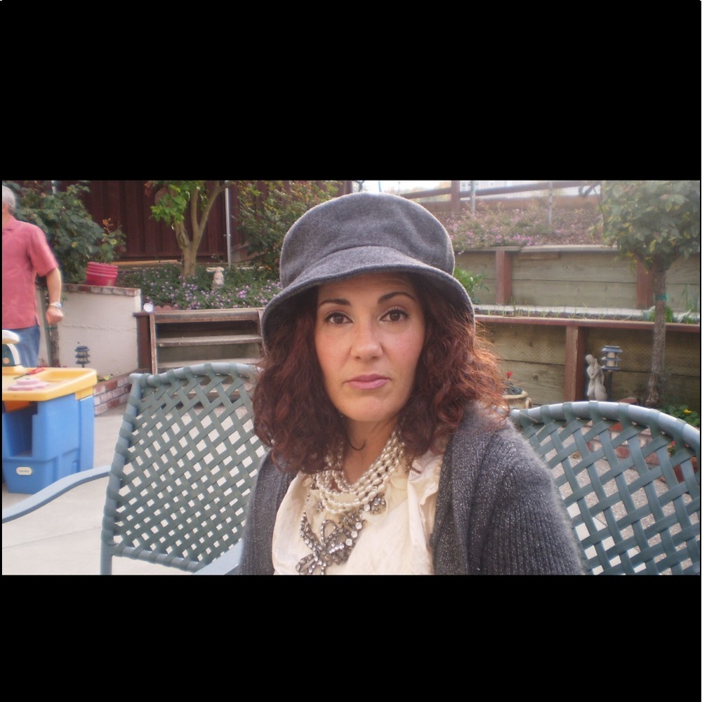 Meet your Posher, Suzanne